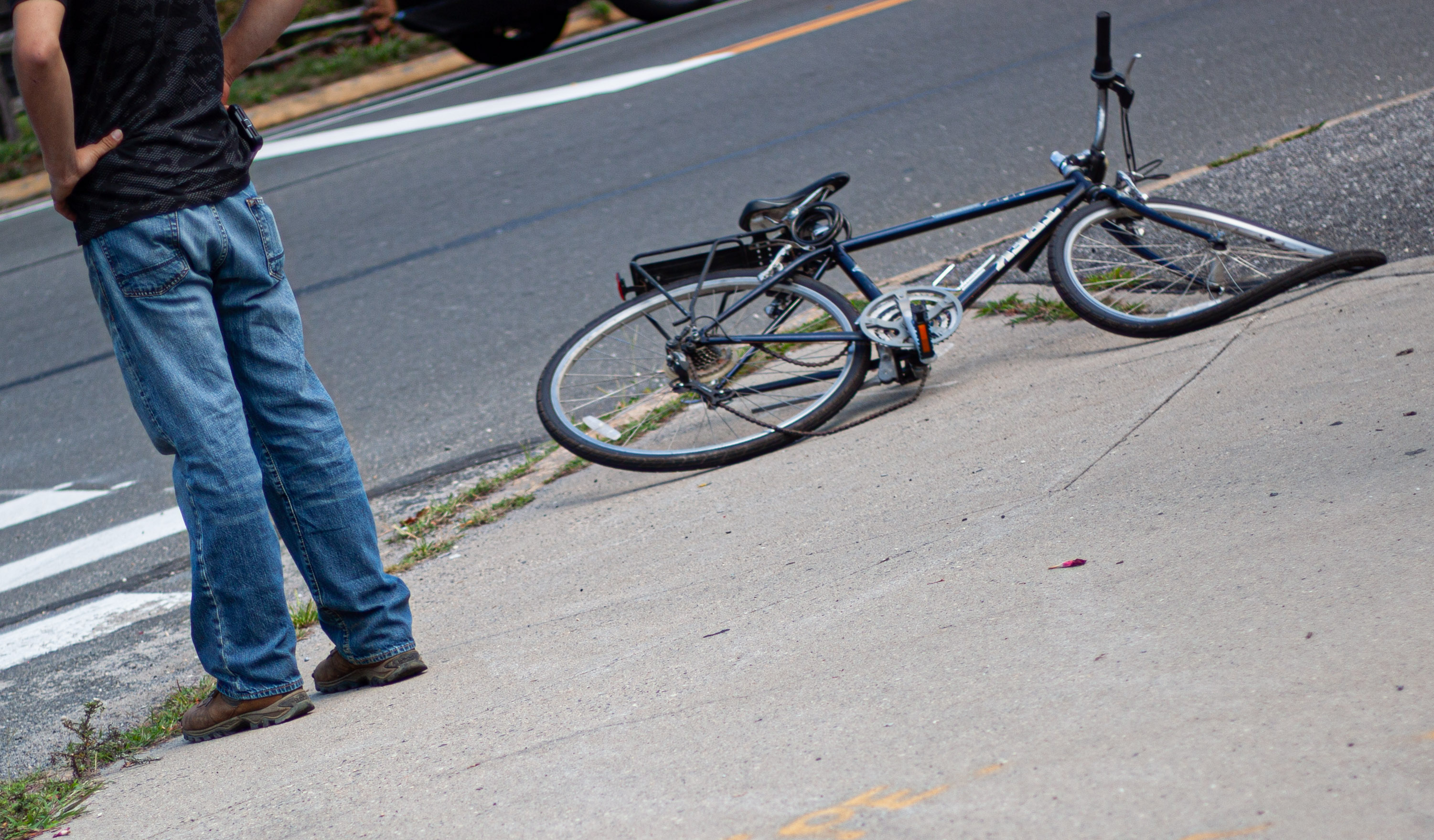 Bicyclist Airlifted After Amagansett Accident The East Hampton Star