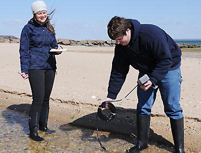 East Hampton Town Trustee Stephanie Forsberg and Christopher Gobler of Stony Brook University collected water samples at a number of sites in East Hampton Town yesterday as part of a trustee-sponsored effort to monitor the presence of algal blooms. East Hampton Town Trustee Stephanie Forsberg and Christopher Gobler of Stony Brook University collected water samples at a number of sites in East Hampton Town yesterday as part of a trustee-sponsored effort to monitor the presence of algal blooms.