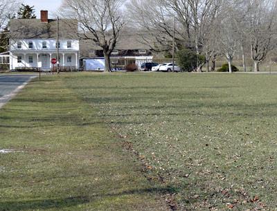 East Hampton Town will contribute $3.5 million to buy the development rights for more than four acres of farmland at Beach Lane and Wainscott Mail Street. The Peconic Land Trust will pay the remaining $3.5 million. East Hampton Town will contribute $3.5 million to buy the development rights for more than four acres of farmland at Beach Lane and Wainscott Mail Street. The Peconic Land Trust will pay the remaining $3.5 million.