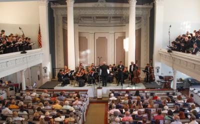The Choral Society of the Hamptons gave a “stirring 70th anniversary finale concert” on Saturday evening at the Old Whalers Church in Sag Harbor.