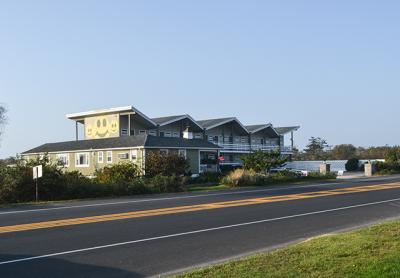 The Oceanside Resort, a 30-room motel at the west end of Montauk’s downtown, has changed hands. Jon Krasner bought it for $10 million from Ken Walles in a deal that closed Monday. The Oceanside Resort, a 30-room motel at the west end of Montauk’s downtown, has changed hands. Jon Krasner bought it for $10 million from Ken Walles in a deal that closed Monday.