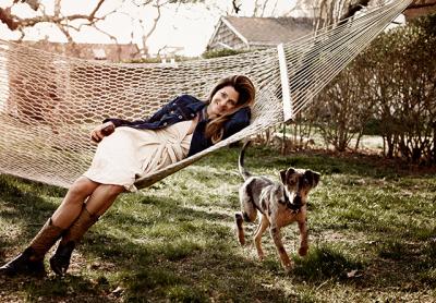 By day, Lynn Blumenfeld is a partner in a Montauk advertising firm, but on evenings and weekends, she is Lynn Blue, a singer in a rock band that performs across the South Fork. By day, Lynn Blumenfeld is a partner in a Montauk advertising firm, but on evenings and weekends, she is Lynn Blue, a singer in a rock band that performs across the South Fork.