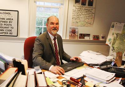 Councilman Peter Van Scoyoc has announced his intention to seek the position of East Hampton Town supervisor. Councilman Peter Van Scoyoc has announced his intention to seek the position of East Hampton Town supervisor.