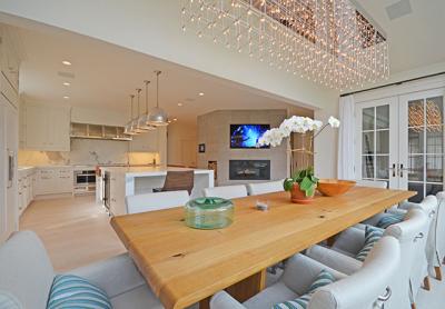 Music and video blend in this Bridgehampton house. Attention to detail is key, with every product chosen to perform without sacrificing the beauty of the space. Music and video blend in this Bridgehampton house. Attention to detail is key, with every product chosen to perform without sacrificing the beauty of the space.