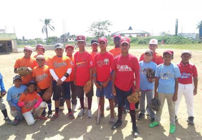 East Hampton’s Little League organization pitched in greatly.