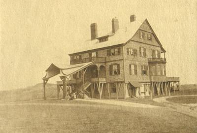 Aside from the size of the house, Camilla Edwards had no particular design in mind when she had Kilkare built in the late 1800s. Aside from the size of the house, Camilla Edwards had no particular design in mind when she had Kilkare built in the late 1800s.