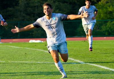 Nick West of East Hampton wound up as the high-scorer among thousands of collegiate men’s soccer players throughout the country this fall.