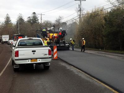 Montauk Highway resurfacing in East Hampton Village resumed on Thursday morning after a delay due to an interruption in the asphalt supply. Montauk Highway resurfacing in East Hampton Village resumed on Thursday morning after a delay due to an interruption in the asphalt supply.