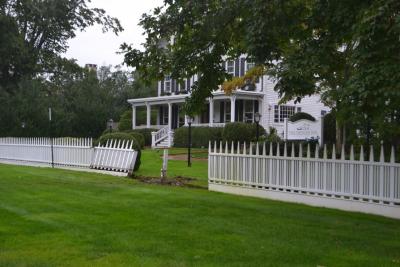 A New York City medallion taxi crashed through a fence at the Hedges Inn in East Hampton. The driver has been charged with drunken driving. A New York City medallion taxi crashed through a fence at the Hedges Inn in East Hampton. The driver has been charged with drunken driving.