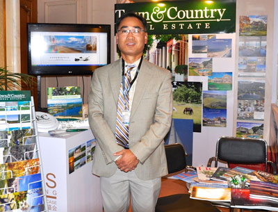 James Geo, an agent with Town and Country Real Estate, attended the Luxury Properties Showcase, held earlier this month in Beijing, China.