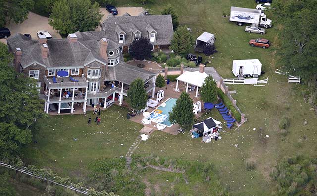 Trash littered the lawn after the party at Kevin Sorbo’s Bridgehampton estate came to an abrupt end on Saturday afternoon. Trash littered the lawn after the party at Kevin Sorbo’s Bridgehampton estate came to an abrupt end on Saturday afternoon.