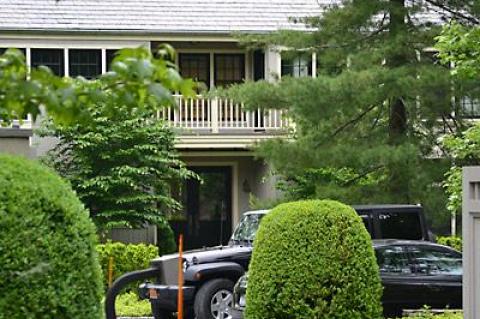 The Dunes, a new inpatient drug and alcohol abuse rehabilitation facility on Bull Run in Northwest, has drawn the ire of neighbors, who object to what they say is a commercial operation on a residential parcel of land.