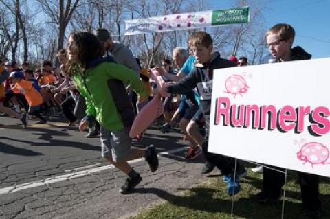 Katy’s Courage in Sag Harbor, in its eighth year, continues to draw big fields. There were 727 entries this year and 648 finishers.