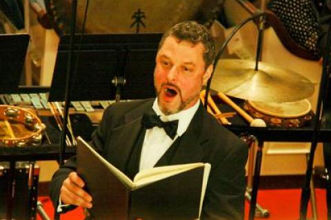 Dominic Inferrera, a baritone soloist, “dazzled with range and expressivity” during a Choral Society of the Hamptons concert on Saturday.