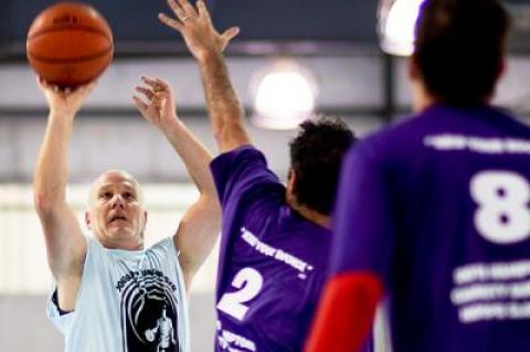 Cliff Teller’s neat behind-the-back pass accounted for the White team’s penultimate point in Saturday’s Double Dip tournament at the Sportime Arena.