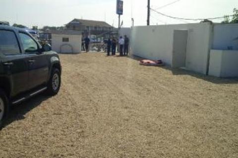 Police are at Uihlein's Marina in Montauk Monday morning after a body was discovered in the waters. Police are at Uihlein's Marina in Montauk Monday morning after a body was discovered in the waters.