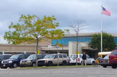 East Hampton High School, where college-bound students thinking about early decision applications have only a few days left to make choices. East Hampton High School, where college-bound students thinking about early decision applications have only a few days left to make choices.