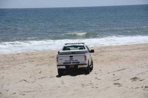 East Hampton Town police are continuing the search for the two missing plane crash victims.