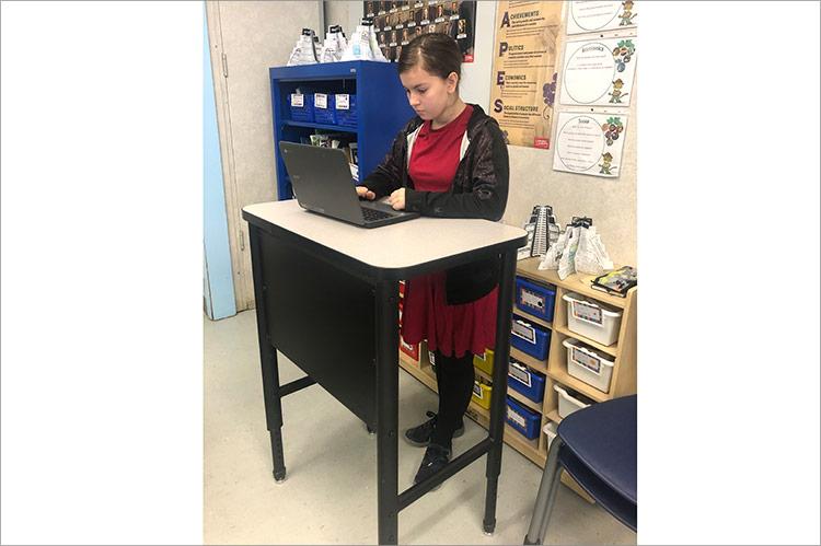kids standing table
